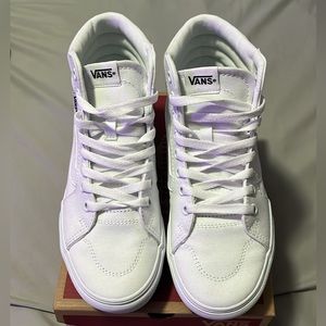 NEW Vans platform high top sneakers